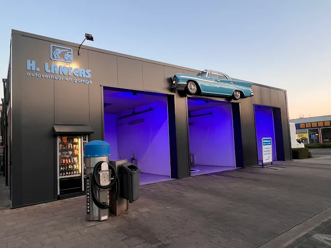 Carwash<br/> <span class="text-secondary">Eindhoven</span>